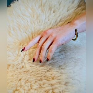 Elegant Gold Women's Bracelet